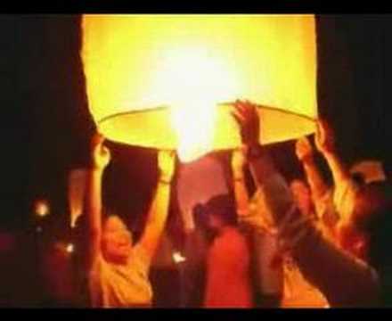 Youtube: Wensballonnen bestellen | www.ufoballon.nl  - Khom loy krathong UfoBalloons