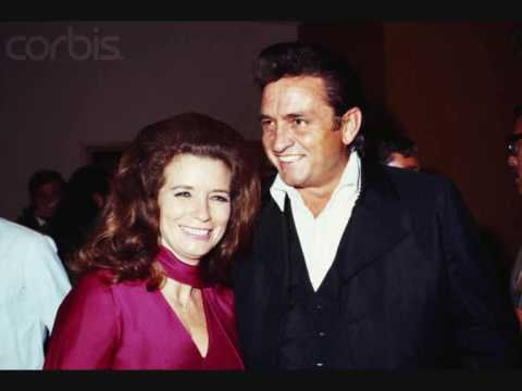 Youtube: Johnny Cash - The Night They Drove Old Dixie Down