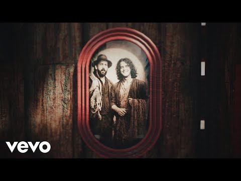 Youtube: Carlos Vives, Juan Luis Guerra 4.40 - Buscando el Mar (Official Lyric Video)