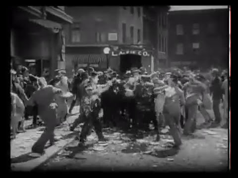 Youtube: Laurel and Hardy - The Battle of the Century (1927) - The Pie Fight