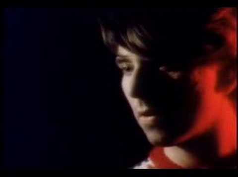 Youtube: Echo & The Bunnymen - The Killing Moon [Music Video]