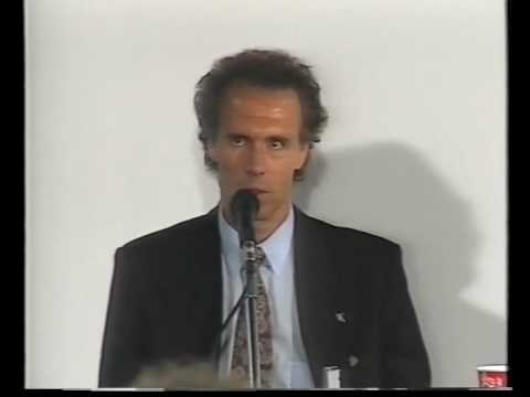 Youtube: WM 1990: Beckenbauers Pressekonferenz nach dem Finalsieg