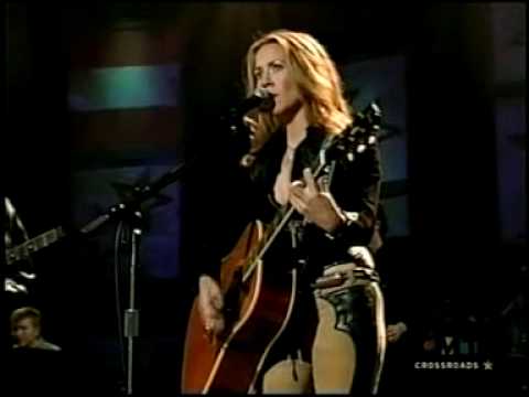 Youtube: City of New Orleans - Willie Nelson and Sheryl Crow