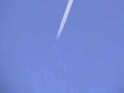 Youtube: Concorde breaking the sound barrier