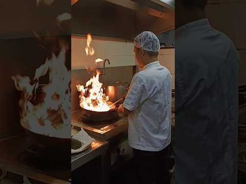 Youtube: wok Fire 🔥 #shortvideo #food #cheflife
