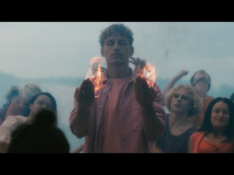 Youtube: Tim Bendzko - Hoch (Offizielles Musikvideo)