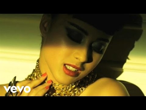 Youtube: Natalia Kills - Wonderland