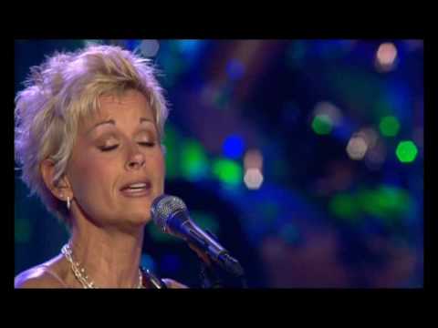 Youtube: Lorrie Morgan  -  "A Picture of me Without You"