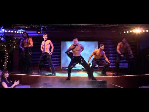 Youtube: Magic Mike - Extra Clip "It's Raining Men" ft. Channing Tatum - Celebs.com