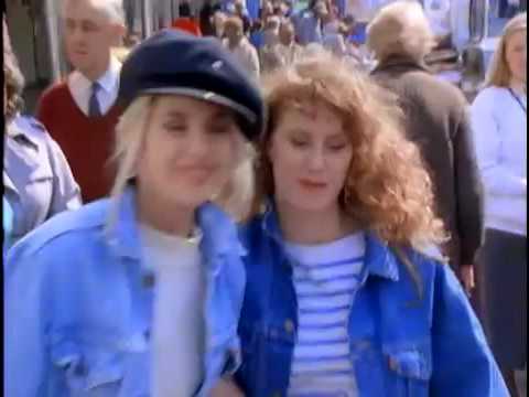 Youtube: Mandy Smith - Boys And Girls