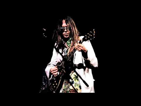 Youtube: Neil Young - After Berlin