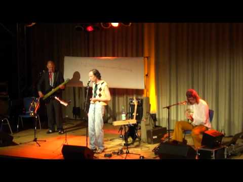 Youtube: Olaf Schubert Live@neues Gymnasium Oldenburg 2011 (3/4)