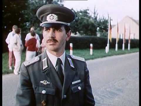 Youtube: Netter Polizist oder Soldat DDR 1988 Volkspolizei