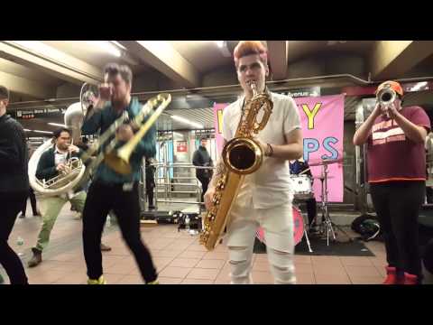Youtube: Lucky Chops @ Herald Sq