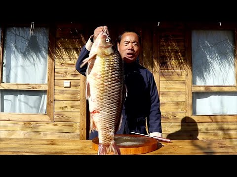 Youtube: Carp Stewed with Various Seasoning Stuff, Too Tasty to Stop Eating｜Uncle Rural Gourmet