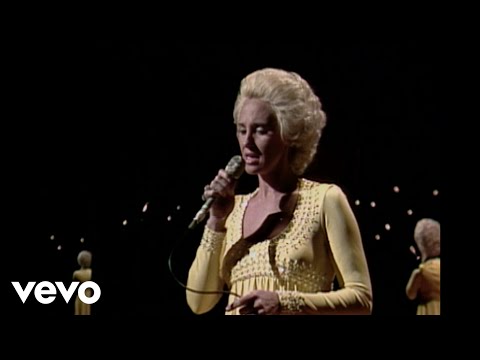 Youtube: Tammy Wynette - Til I Can Make It On My Own (Live)