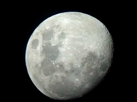 Youtube: Ufo fliegt am Mond vorbei