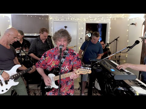 Youtube: 'KISS ON MY LIST' (HALL AND OATES) cover by HSCC