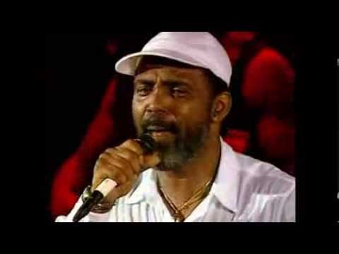 Youtube: Maze Ft. Frankie Beverly -  What Goes Up (Live '98)