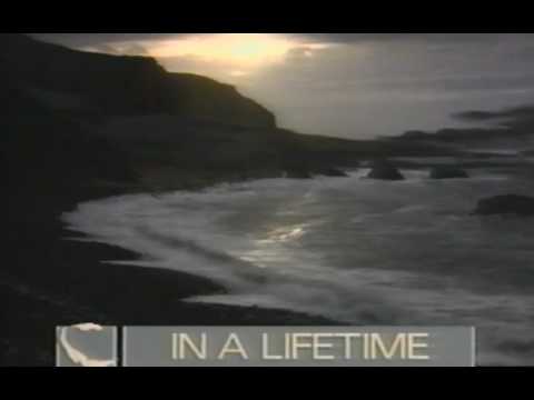 Youtube: Clannad & Bono - In A Lifetime (1985)