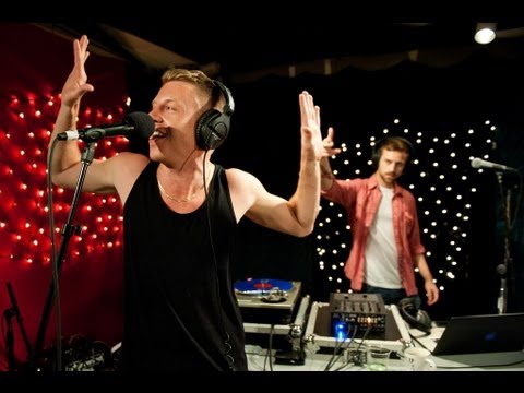 Youtube: Macklemore & Ryan Lewis - Can't Hold Us (Live on KEXP)