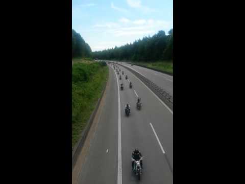 Youtube: Hells Angels Ostheim Beerdigung von Mücke 4