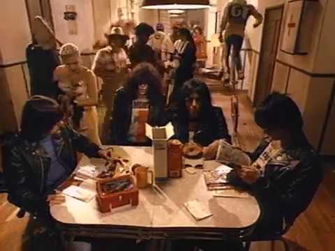 Youtube: Ramones - I Wanna Be Sedated (Official Music Video)