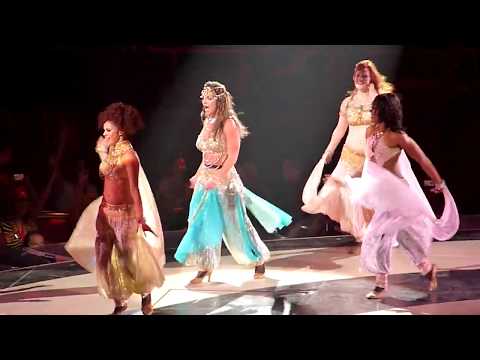Youtube: Me Against The Music (Britney Spears) HD - Circus Tour Paris 6 Juillet