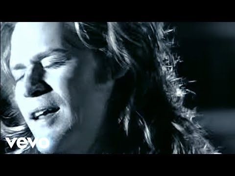 Youtube: Daryl Hall & John Oates - Everything Your Heart Desires (Official Video)