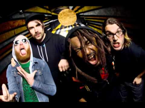 Youtube: Skindred - Roots Rock Riot(reggae metal)