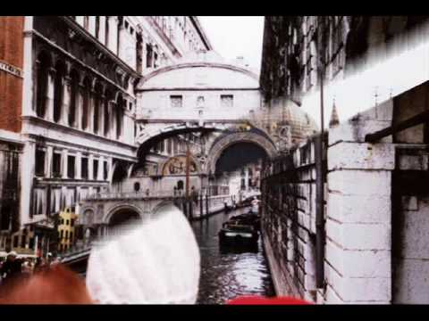 Youtube: Com'è triste Venezia - Charles Aznavour