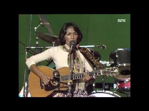 Youtube: Joan Baez - Blowin' in the Wind (Live 1978)