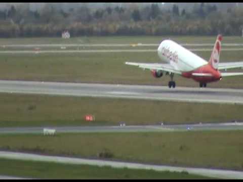 Youtube: Flughafen Flugzeuge Start und Landung Airport