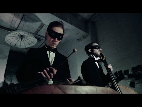 Youtube: Orkestra Obsolete play Blue Monday using 1930s instruments - BBC Arts