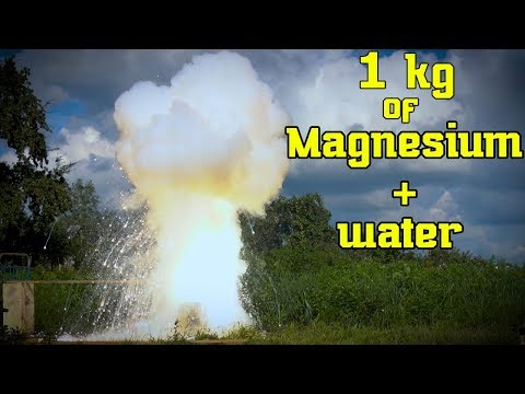 Youtube: How not to extinguish a magnesium fire
