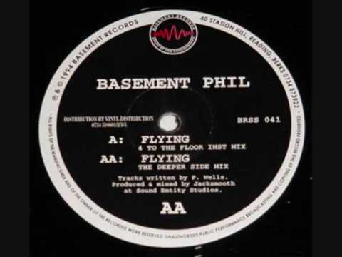 Youtube: Basement Phil - Flying (4 To The Floor Mix)