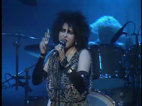 Youtube: Siouxsie And The Banshees - Israel (Nocturne, Royal Albert Hall, 1983)