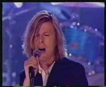 Youtube: David Bowie - This is not America