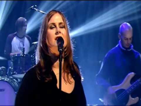 Youtube: ALISON MOYET (Yazoo) - only you (live)