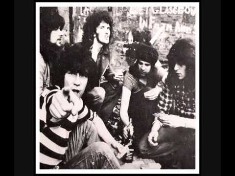 Youtube: Alex Harvey Band - Hammer Song / FlatEarthRadio