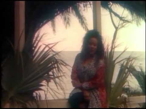 Youtube: Donna Allen - Joy & Pain (Official Video)