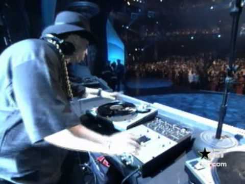 Youtube: Jam Master Jay Tribute (2003 by Kid Capri, DJ Premier, DJ Jazzy Jeff & Grandmaster Flash)