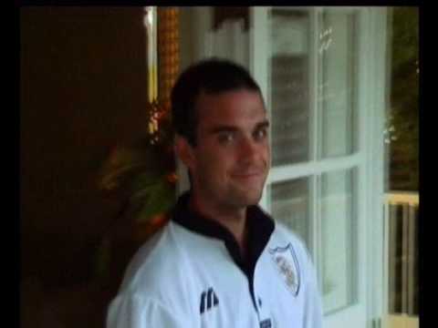 Youtube: Robbie Williams Grace