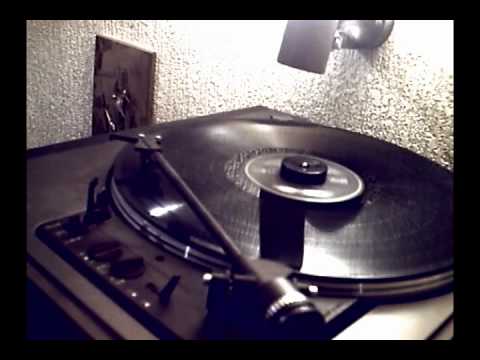 Youtube: Run DMC - Its Tricky (Recorded from DUAL 9610 Turntable)