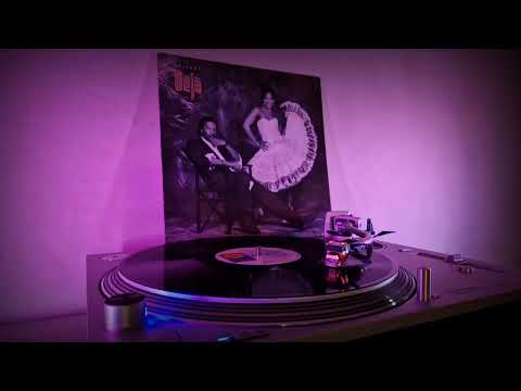 Youtube: Déjà (Aurra) - Heart Beat - 1987 (4K/HQ)