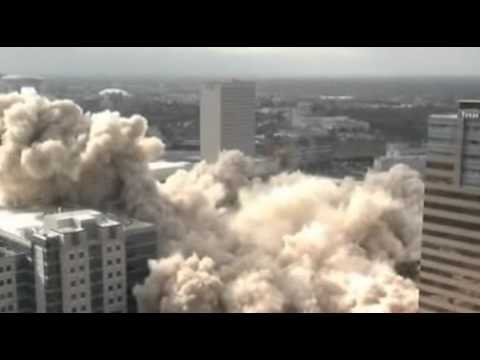 Youtube: Texas skyscraper demolished in a matter of seconds