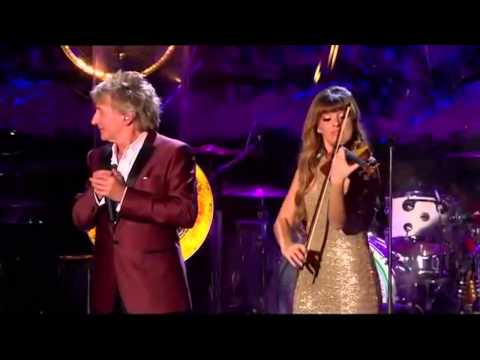 Youtube: Rod Stewart & Nicola Benedetti - White Christmas (tradus in romana)