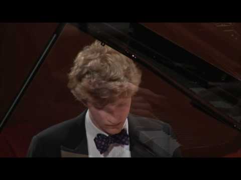 Youtube: Chopin Nocturne in C-sharp minor, Op. posth. Jan Lisiecki