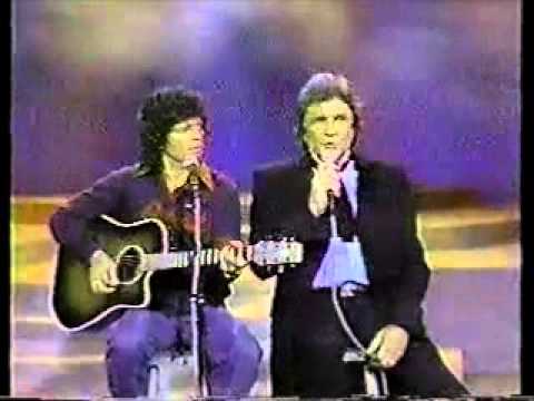Youtube: Deportee - Johnny Cash & Johnny Rodriguez (Live)