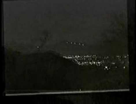 Youtube: New evidence re, Phoenix Lights flares or what?